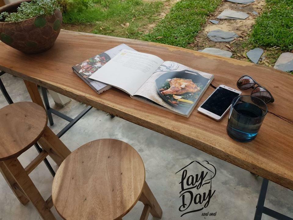 Hotel Lay Day à Khon Kaen Extérieur photo
