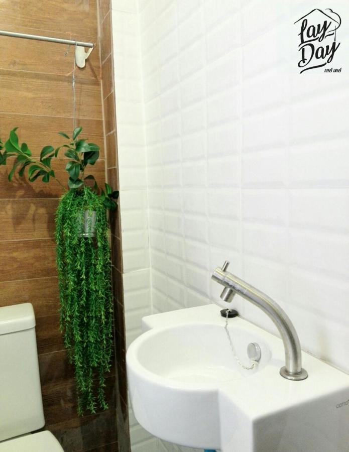 Hotel Lay Day à Khon Kaen Extérieur photo